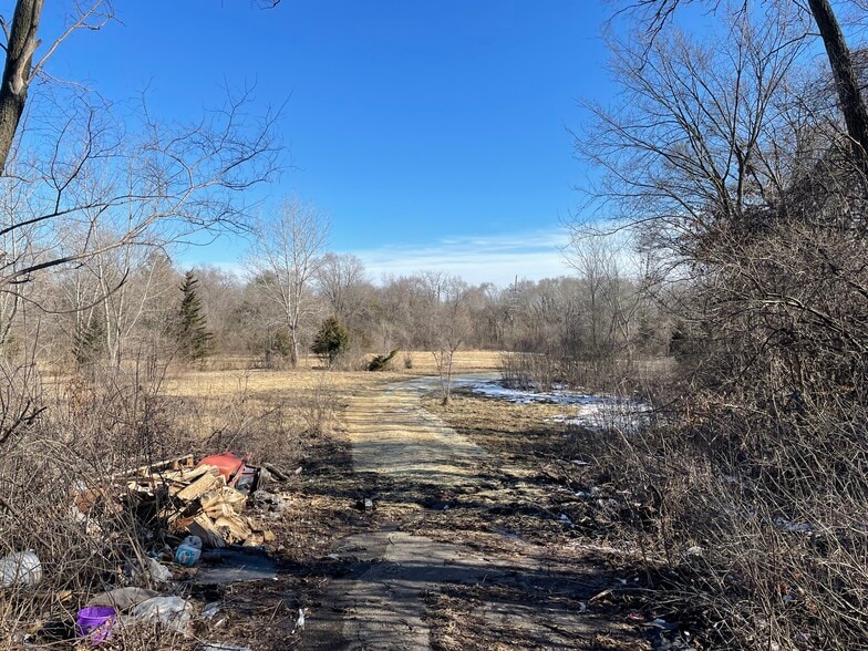 Primary Photo Of 100 E Indian Trail Road, Aurora Land For Sale