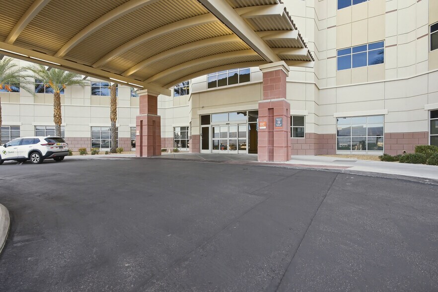 More Photos Of 8285 W Arby Ave, Las Vegas Medical For Lease