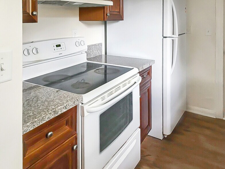 More Photos Of 4103 Riverside Dr, Coral Springs Apartments For Sale