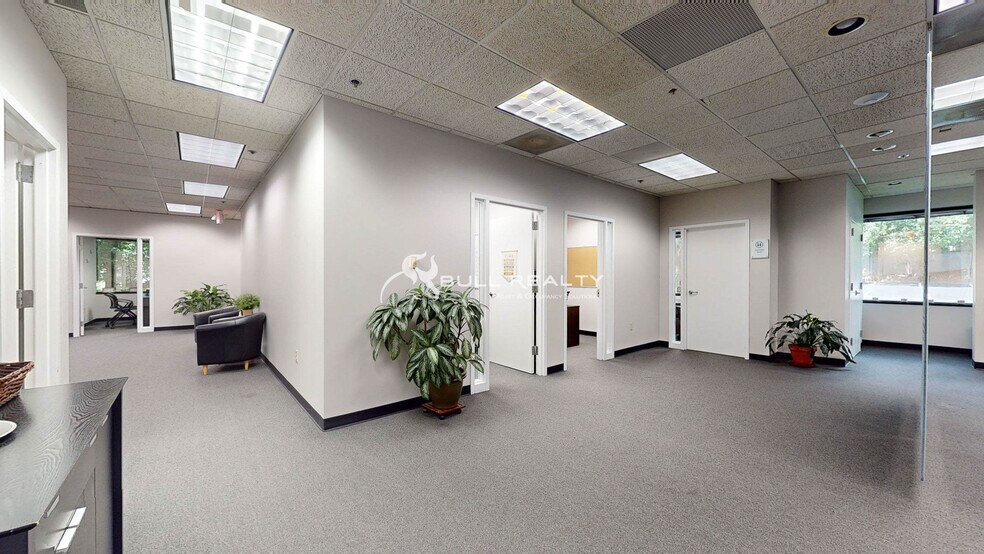 More Photos Of 1700 Water Pl SE, Atlanta Office For Sale