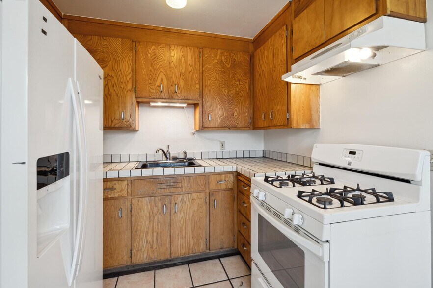 More Photos Of 1612 Parker St, Berkeley Apartments For Sale
