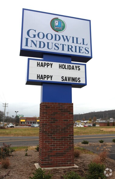 More Photos Of 6625 NC Highway 135, Mayodan Freestanding For Lease