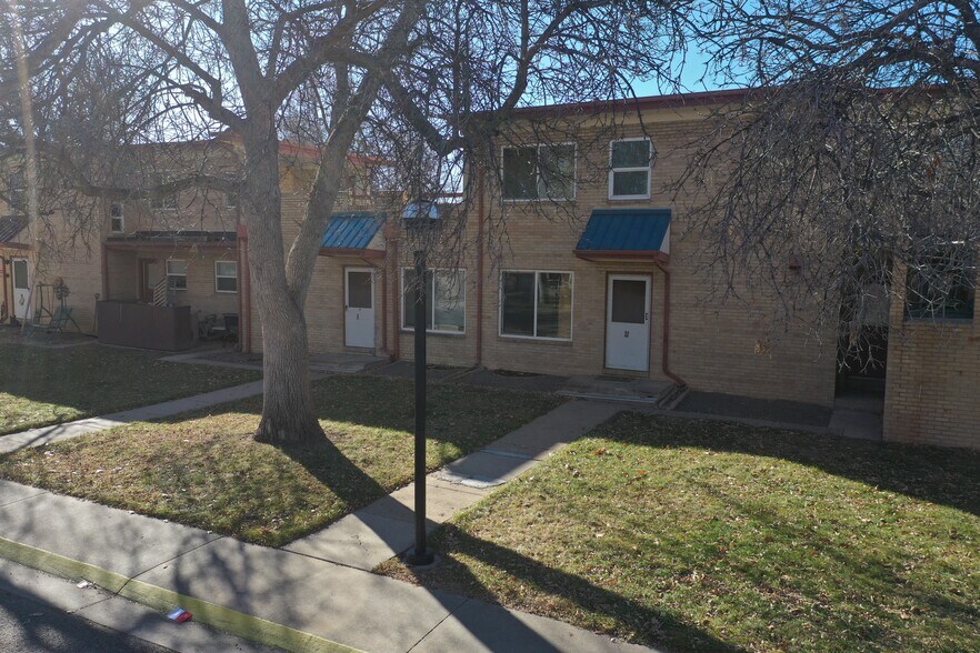 Primary Photo Of 1090 Quebec St, Denver Apartments For Sale