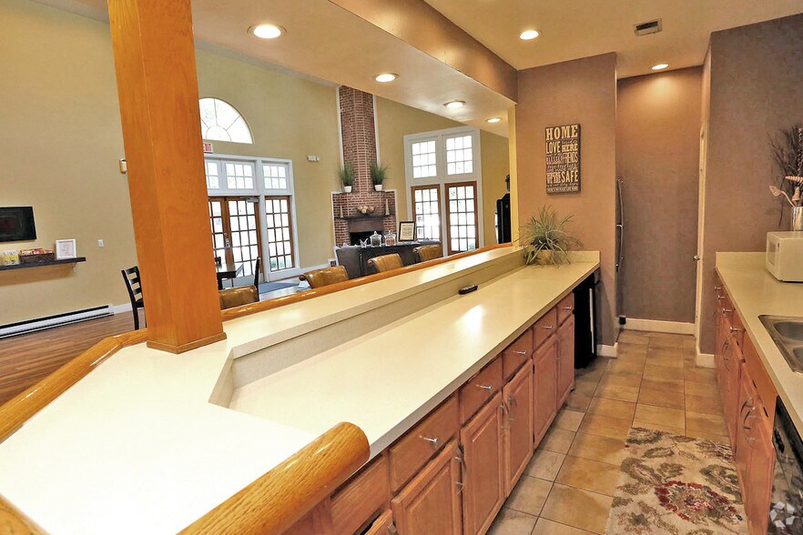 More Photos Of 3001 Reflections Way, Virginia Beach Apartments For Sale