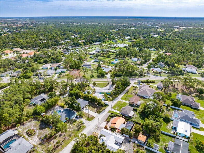 More Photos Of 600 Old Englewood Rd, Englewood Apartments For Sale