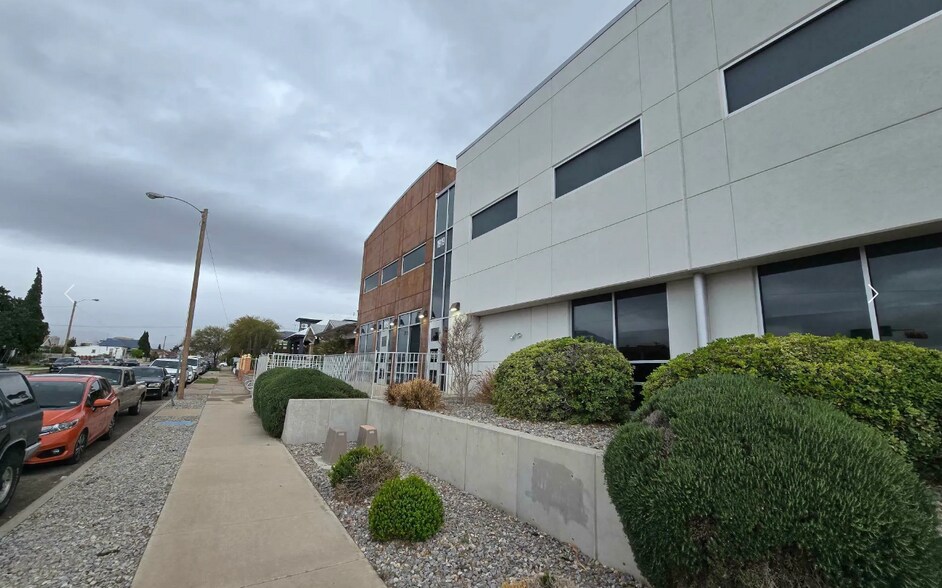 More Photos Of 1919 E Rio Grande Ave, El Paso Office For Sale