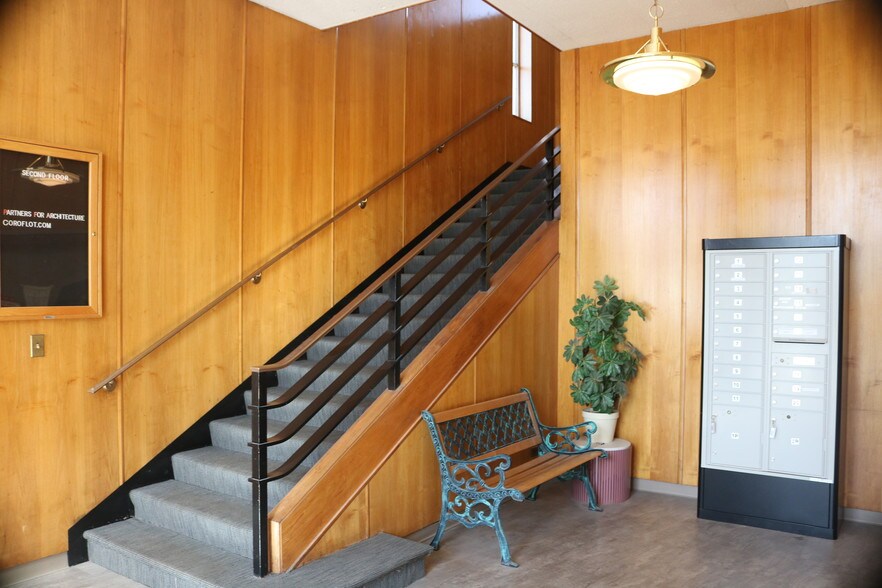 More Photos Of 48 Union St, Stamford Warehouse For Lease