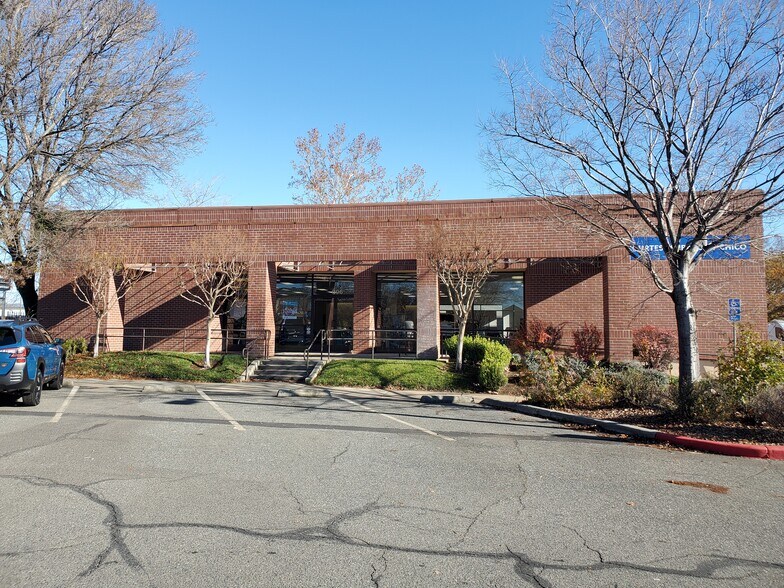 More Photos Of 896 East Ave, Chico General Retail For Sale