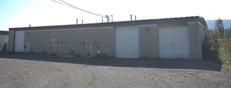 More Photos Of 4513 45th Av NE, Chetwynd Service For Sale