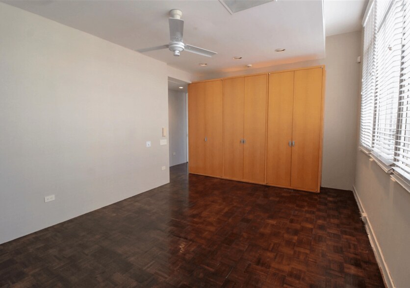 More Photos Of 44 S Front St, Memphis Apartments For Lease