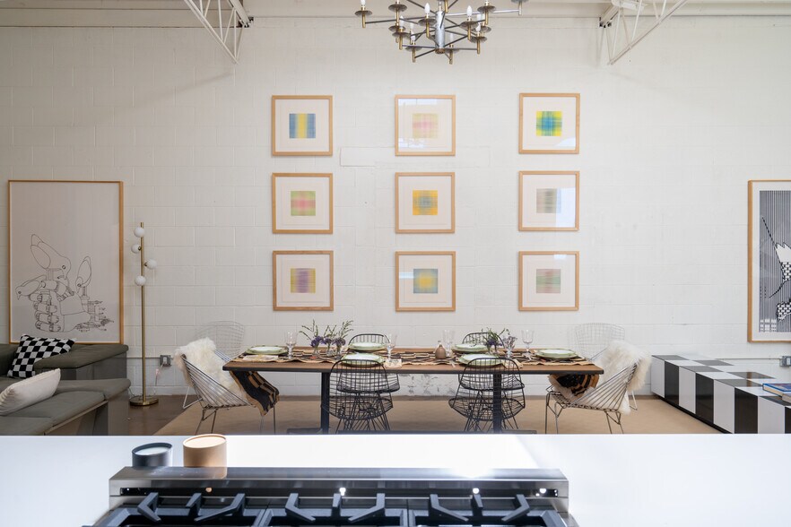 More Photos Of 310 Johnson St, Santa Fe Specialty For Sale