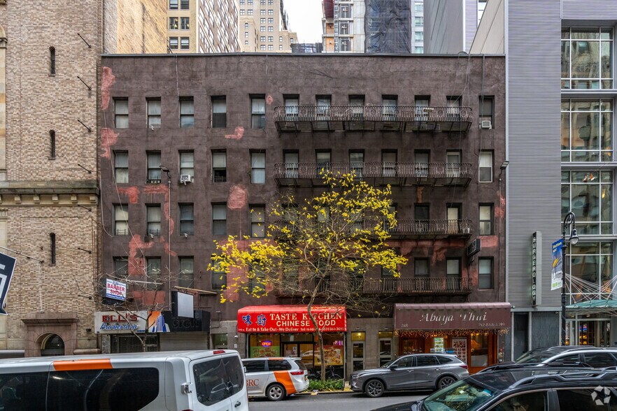 More Photos Of 314-318 W 36th St, New York Apartments For Lease