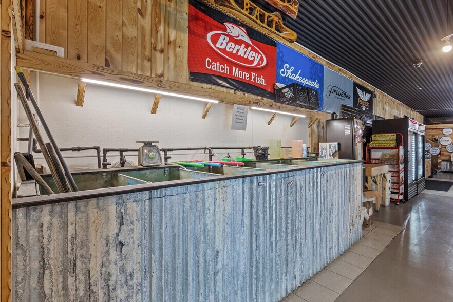 More Photos Of 521 Fergus Ave, Erhard Convenience Store For Sale