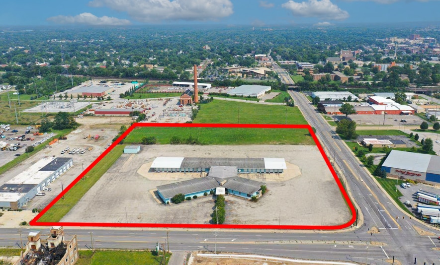 Primary Photo Of 815 W Sample St, South Bend Truck Terminal For Lease