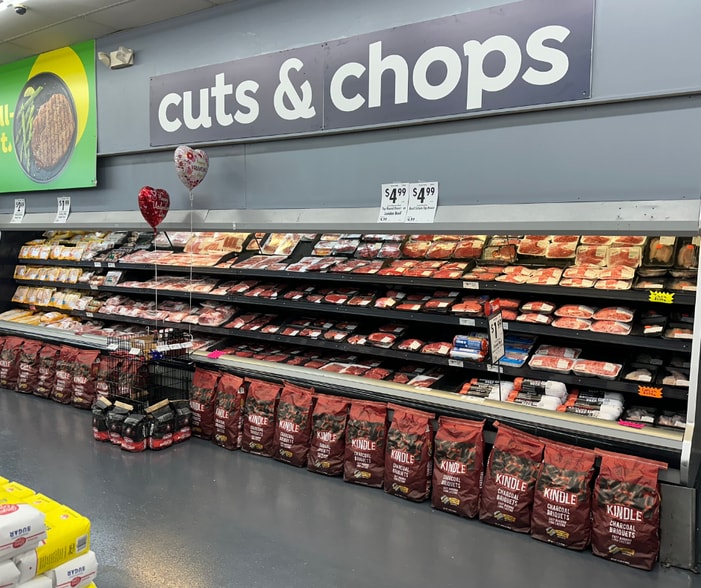 More Photos Of 122 Keith St SW, Cleveland General Retail For Sale