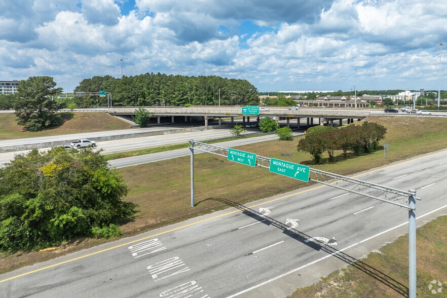 More Photos Of 4750-4760 Goer Dr, North Charleston Warehouse For Lease