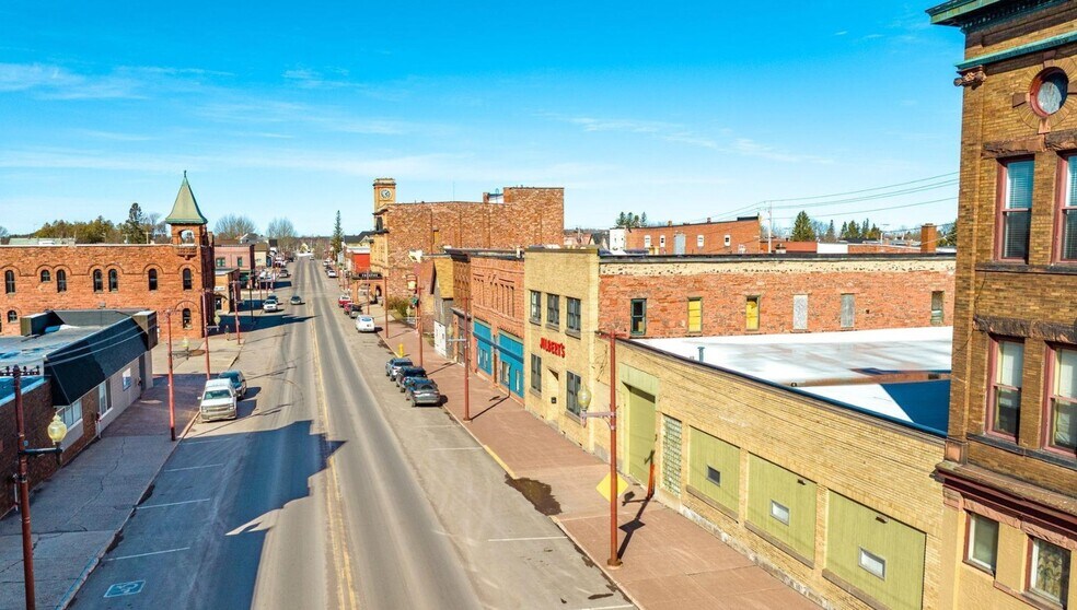 More Photos Of 300 6th St, Calumet Storefront Retail Residential For Sale