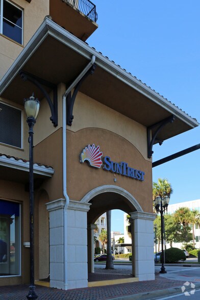 More Photos Of 120-140 S Indian River Dr, Fort Pierce Coworking Space