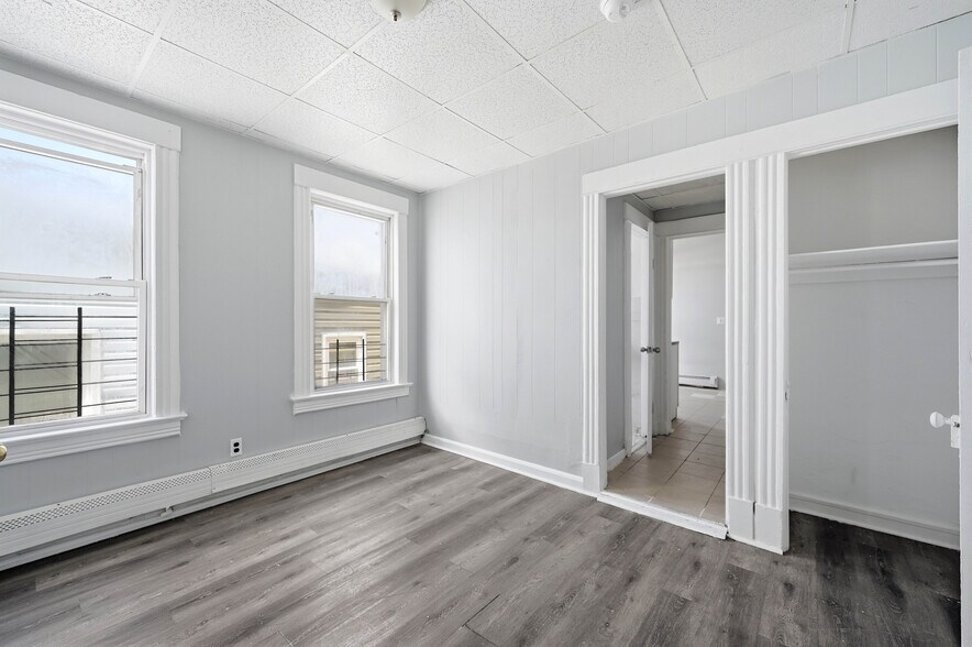 More Photos Of 4 Convent Ave, Yonkers Apartments For Sale