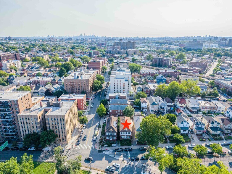 More Photos Of 1805 Willow Ln, Bronx Land For Sale