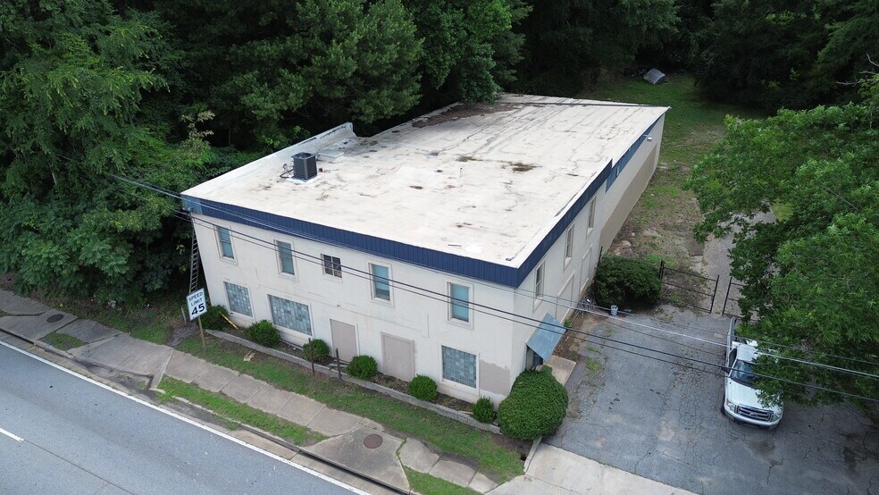 Primary Photo Of 2460 Moreland Ave, Atlanta Warehouse For Sale