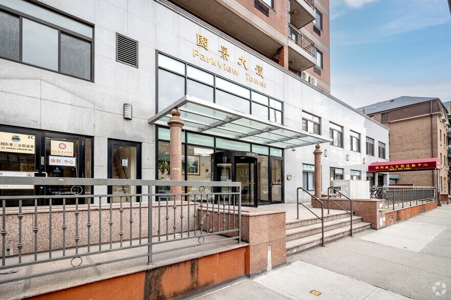 Primary Photo Of 13226 Avery Ave, Flushing Multifamily For Sale