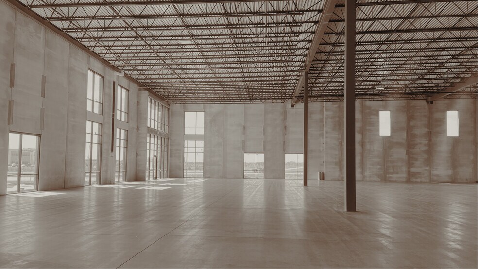 More Photos Of 3001-3023 82nd Ln NE, Blaine Light Manufacturing For Lease