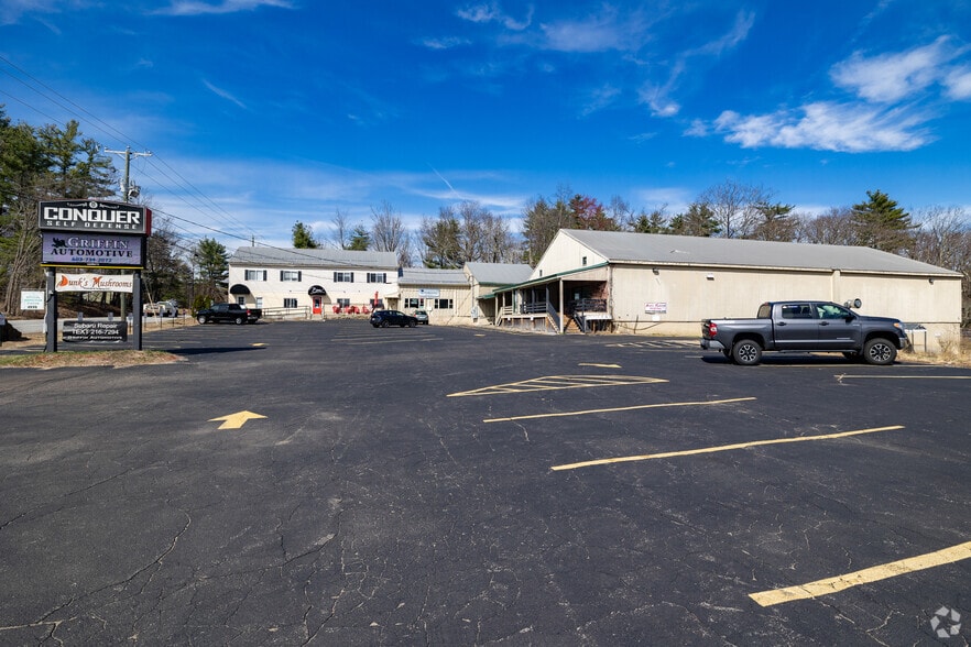 More Photos Of 313 Route 125, Brentwood Light Distribution For Lease
