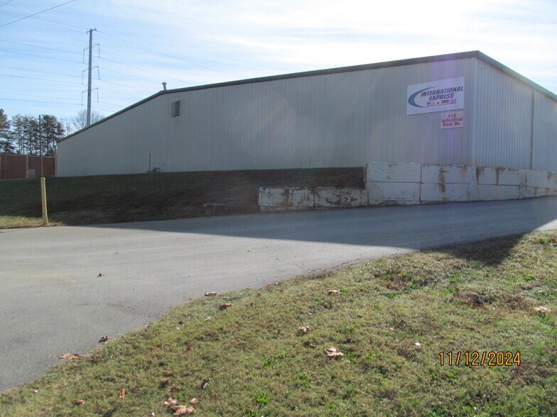 More Photos Of 113 Industrial Park Dr, Lincolnton Warehouse For Sale