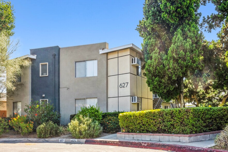 More Photos Of 625-627 S Wabash Ave, Glendora Apartments For Sale