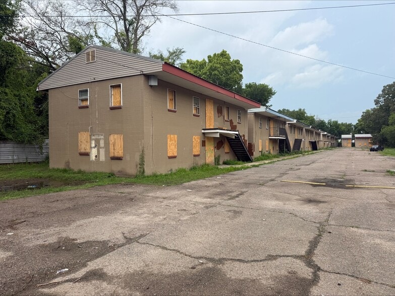 More Photos Of 3779 Eaton St, Baton Rouge Apartments For Sale