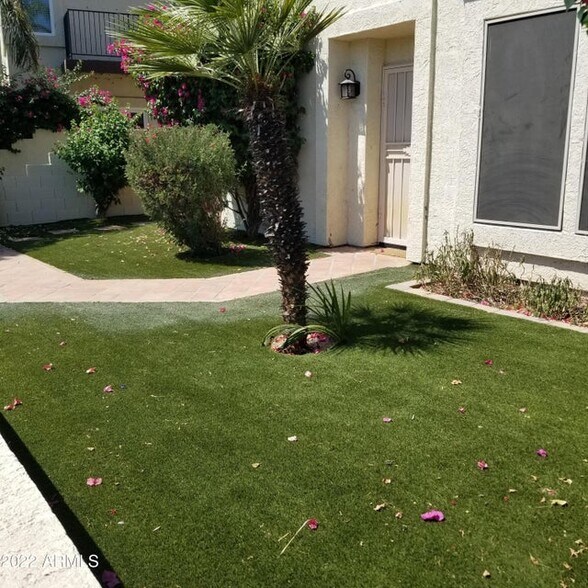 More Photos Of 8805 S 51st St, Phoenix Apartments For Sale