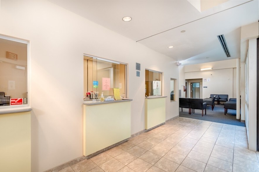 More Photos Of 1720 Phoenix Blvd, College Park Medical For Lease