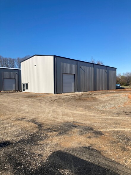 Primary Photo Of 209 B Industrial Drive, Franklin Service For Lease