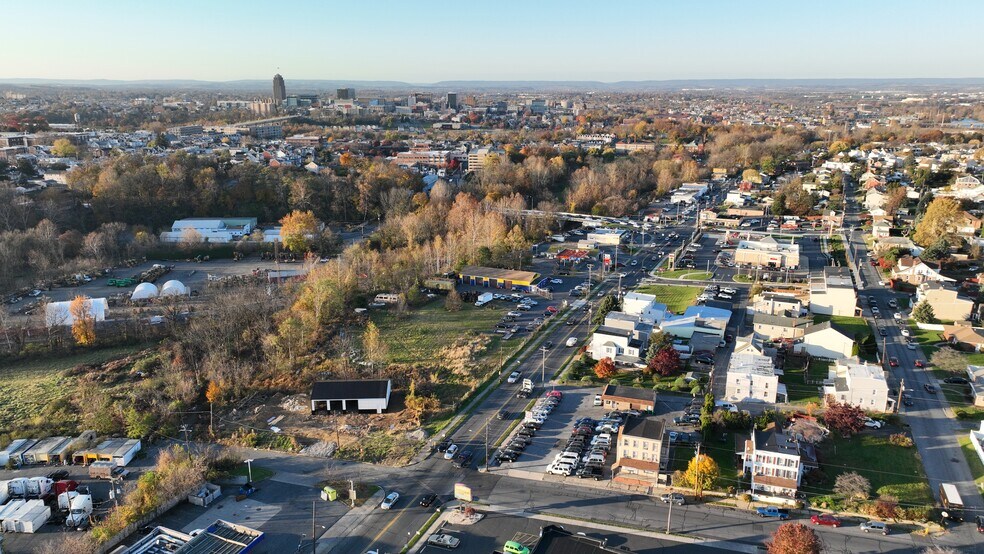 More Photos Of 1330 S 4th St, Allentown Land For Lease