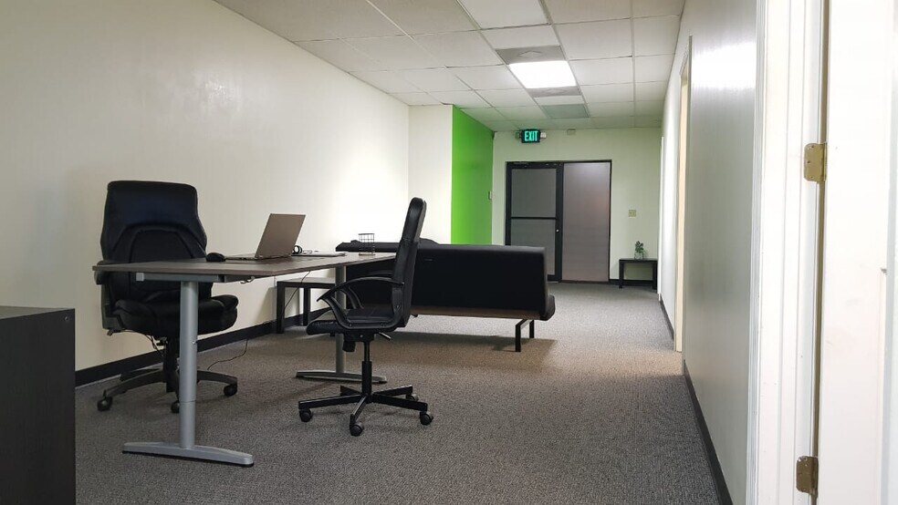 More Photos Of 3586 Aloma Ave, Winter Park Office For Sale