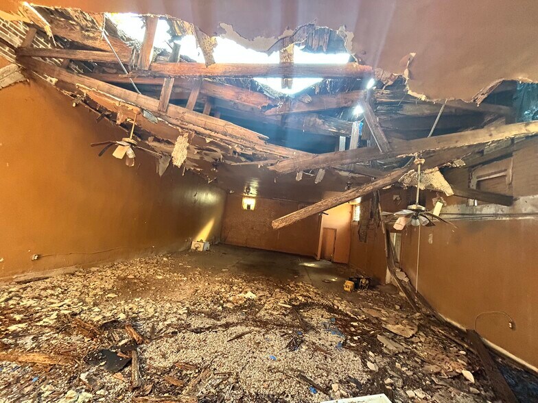 More Photos Of 710 Scenic Hwy, Baton Rouge Light Distribution For Sale