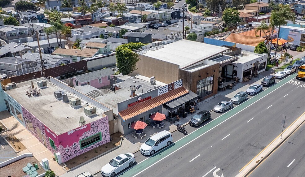 More Photos Of 916-918 N Coast Highway 101, Encinitas Restaurant For Sale