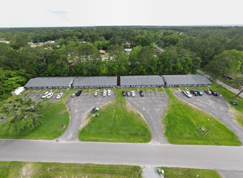 More Photos Of 3800 Hill Ave, Moss Point Apartments For Sale