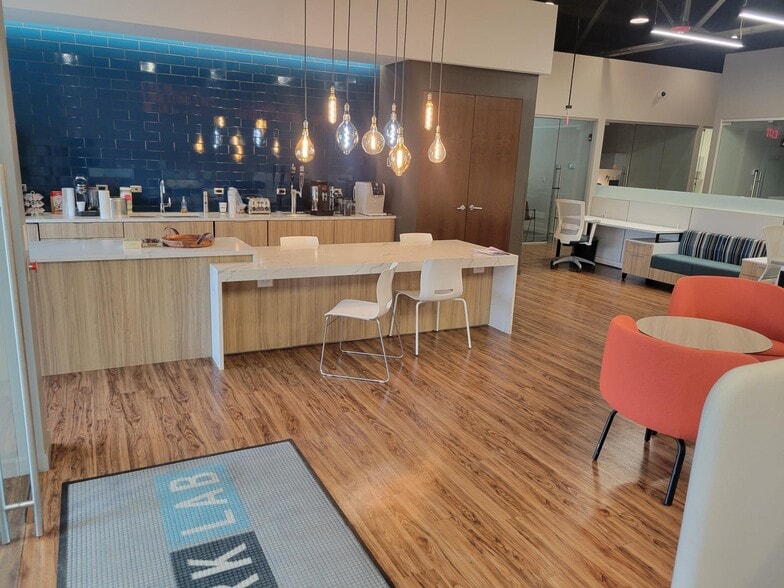 More Photos Of 2121 St Clair Ave, Cleveland Office For Sale