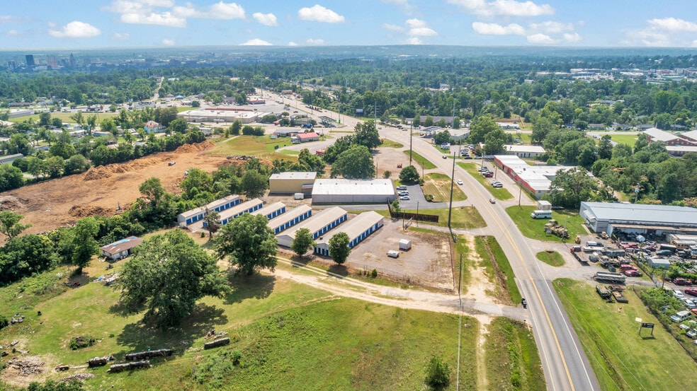 More Photos Of 613 Atomic Rd, North Augusta Flex For Lease