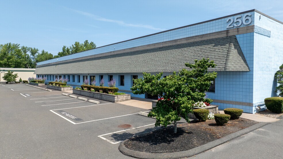 More Photos Of 256 Main St, East Windsor Research And Development For Sale