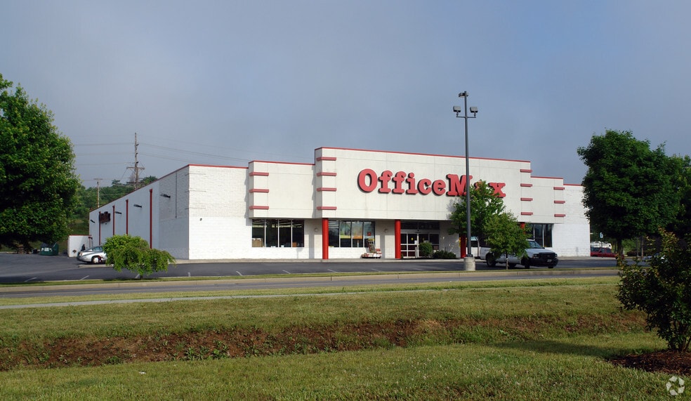 Primary Photo Of 745 Foxcroft Ave N, Martinsburg Freestanding For Sale