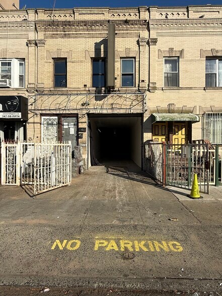 More Photos Of 2179 Clarendon Rd, Brooklyn Light Distribution For Lease