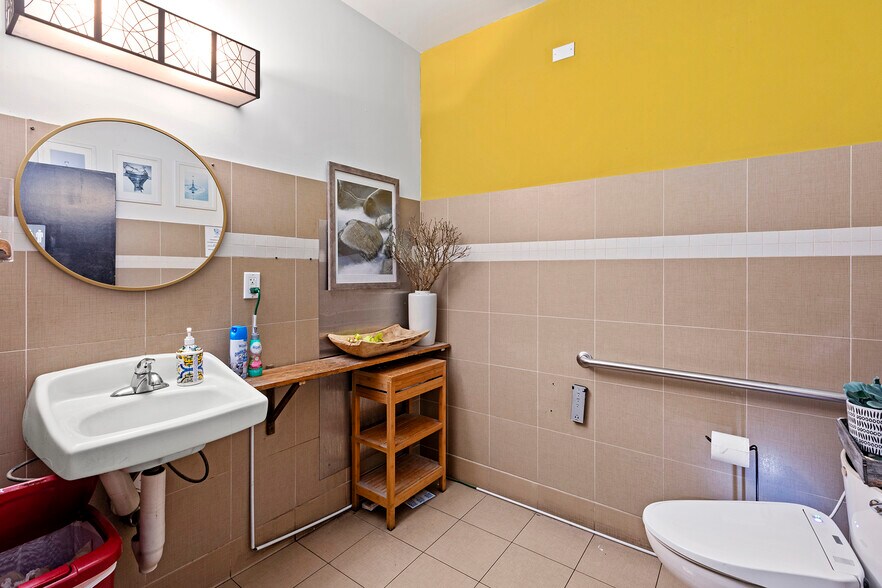 More Photos Of 170 King St, San Francisco Apartments For Sale