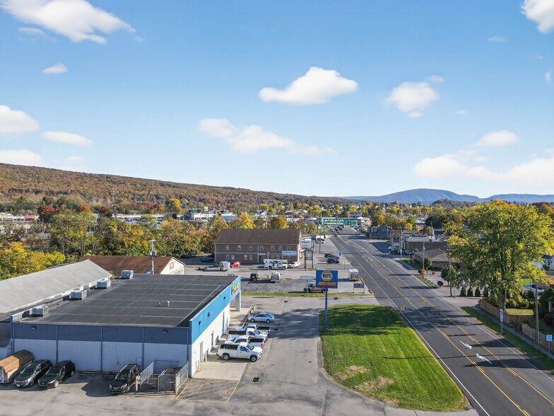 More Photos Of 213 Union Ave, Altoona Freestanding For Sale