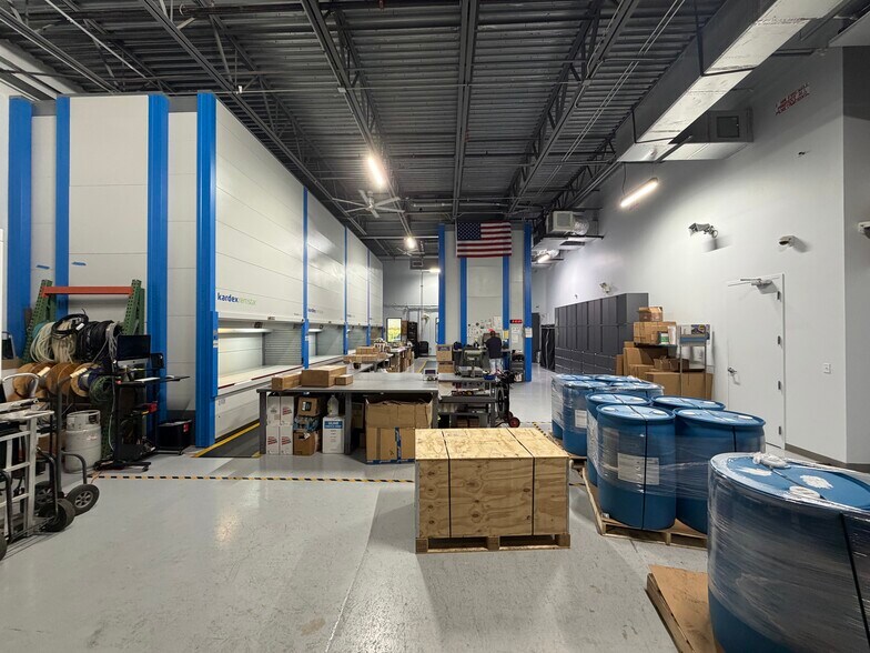 More Photos Of 2875 Jupiter Park Dr, Jupiter Light Manufacturing For Sale