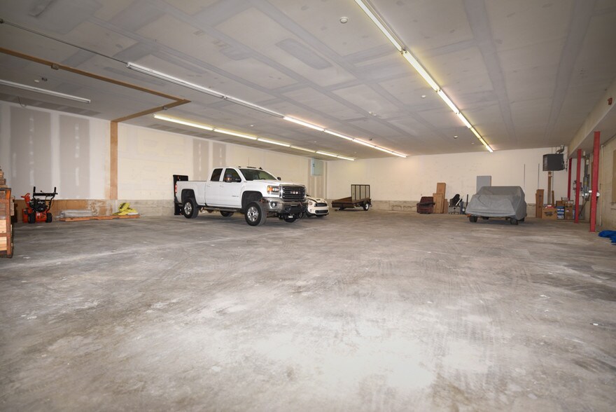 More Photos Of 220 S Maple St, Kutztown Industrial For Sale