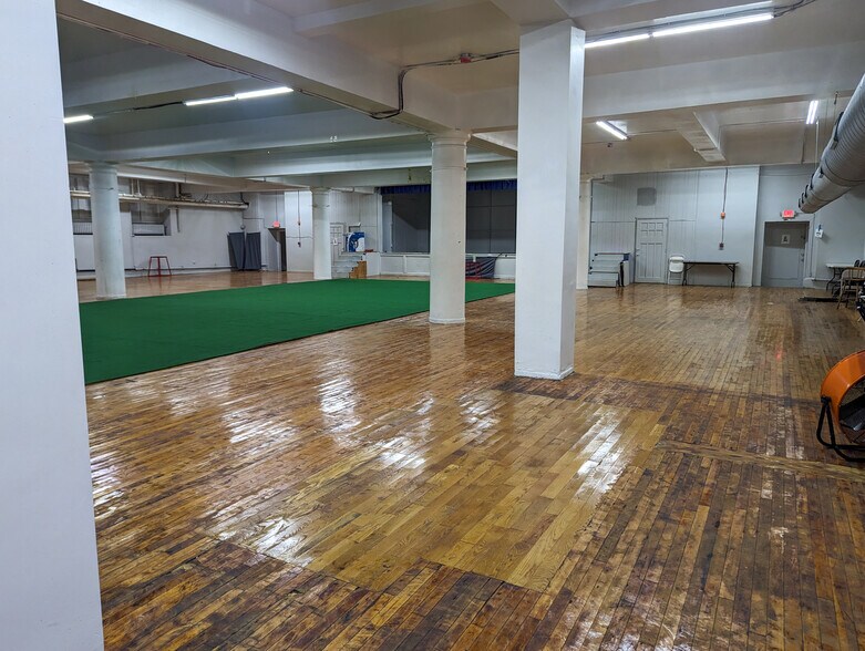 More Photos Of 1901 W Tioga St, Philadelphia Schools For Sale