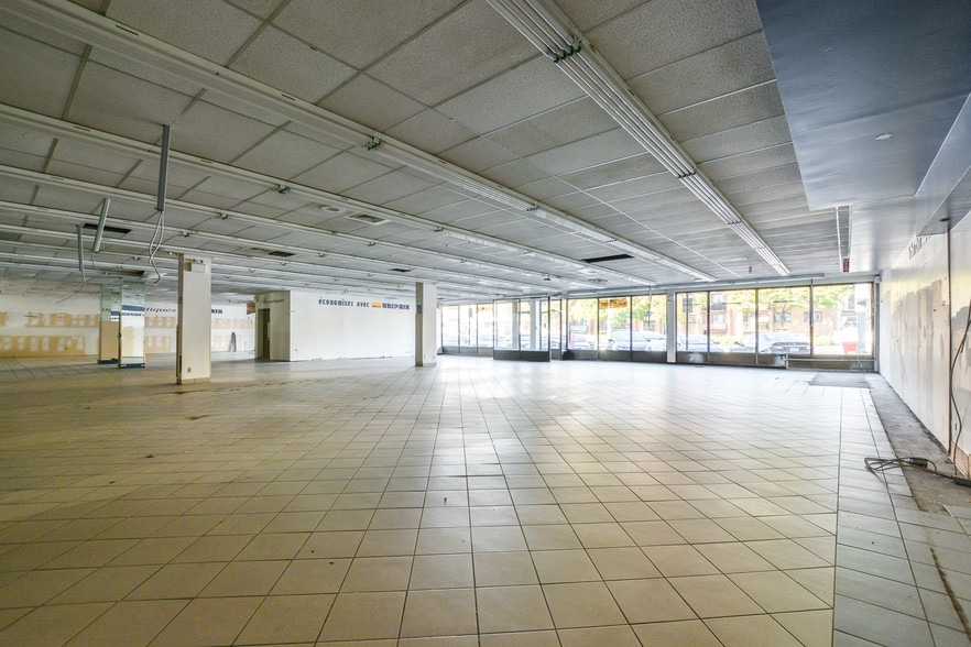 More Photos Of 6490-6498 Rue Beaubien E, Montréal Storefront Retail Office For Lease